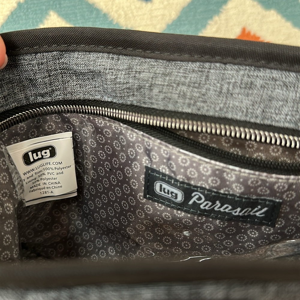 NWOT Lug Parasail Cosmetic Pouch - Picture 8 of 10